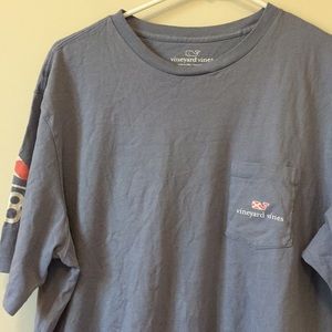 Vineyard vines top.